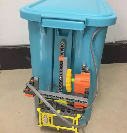 智能果殼箱,智慧出紙機……孩子們讓生活更智能!